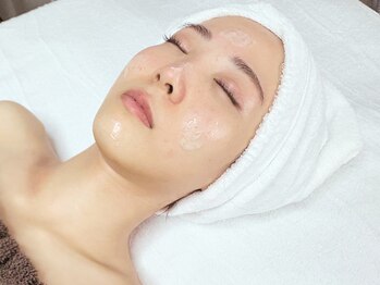 肌レボ 池袋店(肌REVO)/ハーブピーリング/ゴマージュ