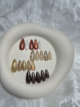 ジル(JilL produce by BALANCE)の写真/ネイルとお目元の同時施術が可能◎お忙しい方や同日にキレイを叶えたい方におすすめ♪