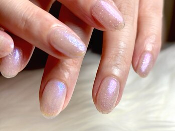 大人キラキラネイル