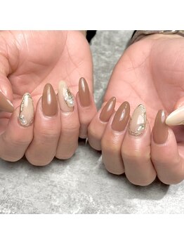 ネイルズ ヒマワリ(Nails Himawari)/【前田担当】定額ミディアム