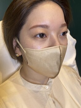 イスリーツー(ithree.2)/まつげ上下とアイブロウ