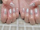 ホワイトオーロラ韓国ネイル