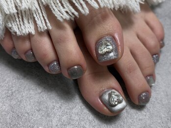 ミーコ(miico)/冬のフットネイル