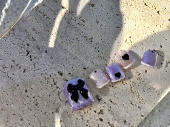 テテネイル(tete.nail)/フット　りぼんパーツで華やかに