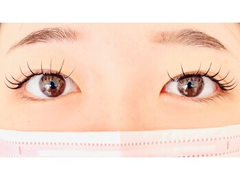 クリア アイラッシーズ アンド ネイルサロン シャイン(CLEAR & SHINE)/フラットラッシュ100本＆healthy