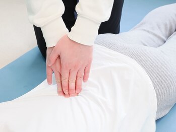 レニコ 三宮店(renico)/腰の筋膜をほぐして腰痛改善