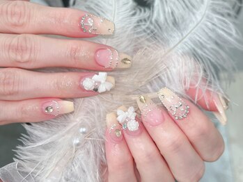 グロー ネイル(Glow Nail)/