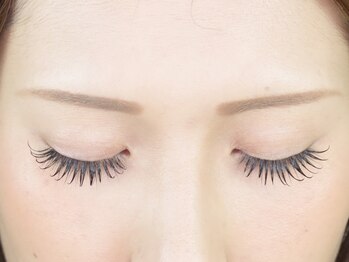 ルナリー(lunaly)の写真/美眉スタイリング&まつ毛とのセットメニューもご用意☆お顔の印象を決める眉はプロにお任せしてみて♪