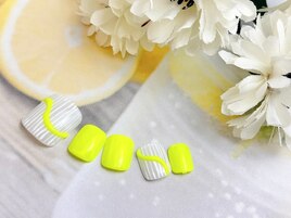 うねうねイエローネイル