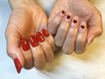 ラウト デコレーションアンドネイルサロン(Lauto Decoration&Nail Salon)/赤ハートネイル