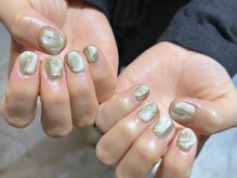 ノラ ミナミアオヤマ(NORA MINAMIAOYAMA)/ミラーゴールド＊ホワイト