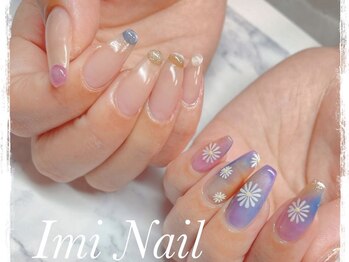 マカリナ イミ ネイル(MAKARINA Imi Nail)