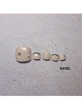ネム(nem.)/フット定額ネイル　6,600円