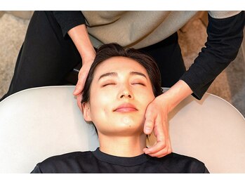 ライフバランスカイロプラクティック 松戸の写真/【エラ張り/喰いしばり/歯軋り/左右差も改善の実力派!】頭蓋骨&小顔矯正に加え,全身からも整える本格施術☆
