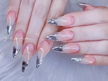 フローラ(flora)の写真/《どこから見ても美しい》スカルプはお任せください◎シンプル~華やかなデザインまで映える理想のお手元に