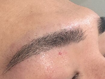ブランナンバーセブン(Blanc no.7)の写真/メンズにも当店大人気☆眉毛WAX,毛穴ケア,リンパマッサージなど、幅広いメニューをご用意しております！