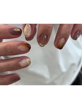 ショートネイルデザインが豊富