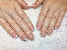 レアレアネイル(Lealeanail)/【パラジェル】フレンチネイル