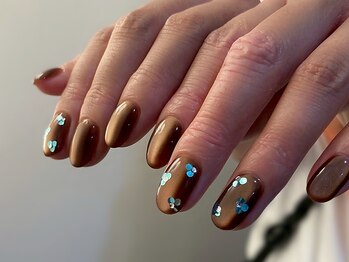 マックスビューティーネイル(MAX BEAUTY nail)の写真/シンプルな大人デザインで幅広い世代にオススメ☆トレンドを抑えた定額ネイルで毎月の楽しみを♪