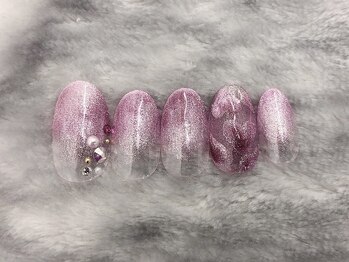 アミュレット(AMULET)/11月定額 6050円(税込)