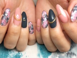 華やかフラワーネイル ￥11,000