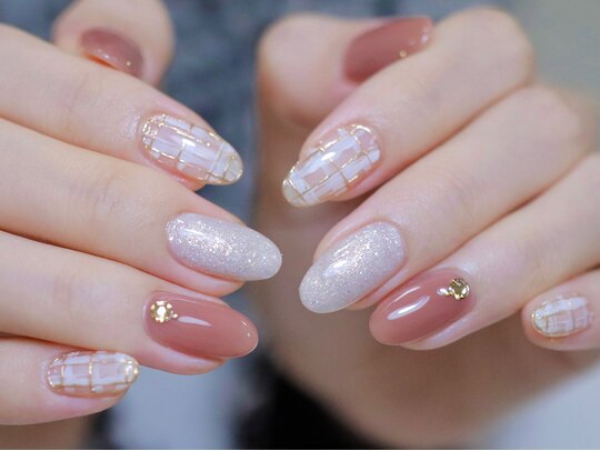 2025年冬】チェックのネイルデザイン集｜人気順｜ホットペッパー  