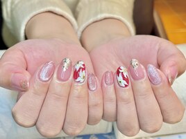 ５月　ユリの花ネイル