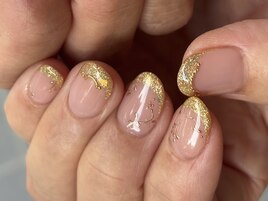 ゴールドフレンチネイル