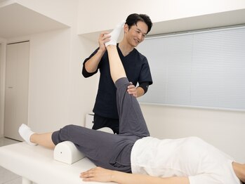 カイト(Kaito)の写真/【経験豊富なスタッフによる骨盤矯正法】骨盤の歪みを整えて、慢性的な腰の不調を改善♪
