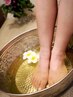 NEW【ぽかぽか足湯付♪】贅沢フット50分（足ツボ+ふくらはぎ）今だけ¥5,000