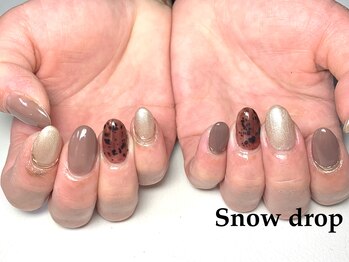 スノー ドロップ(Snow drop)/秋ネイル