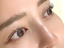 ラクス(Lacus)/まつげパーマ 根元から立ち上げ