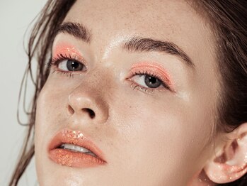 スワン(swan)の写真/《今、やってみたい眉毛No.1》【次世代アイブロウHBL☆眉毛Wax脱毛+メイク付￥6300】薄眉・ぼさぼさ眉にも◎