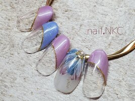 大人上品なブルーフラワー