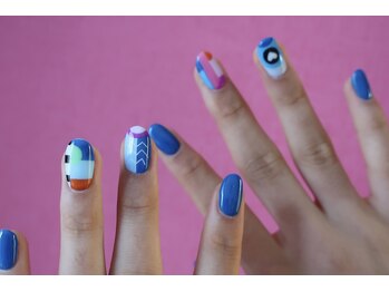 ペントハウス(Penthouse)/幾何学模様/パラジェル/手描き