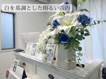 ホワイトニングショップ 吉祥寺店の雰囲気（白を基調とした明るく開放感のあるセルフホワイトニングサロン☆）