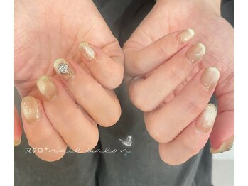 マグロ ネイルサロン/