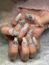 モレリア(morelia)/チェック☆キラキラネイル