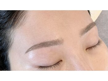 メメ(MEME)/アイブロウWAXスタイリング