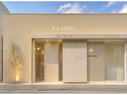 ラシーズ 石山店(La SHE's)の写真