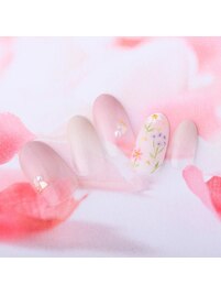 フラワーネイル9,790円(税込）