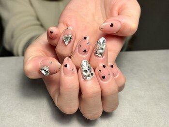 【バレンタイン持ち込みネイル】