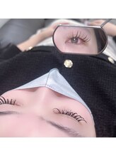 レーヴラグゼ(REVE LUXE)/ダブルフラットラッシュ