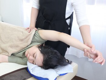 サンイチゼロ(310)/施術：猫背矯正