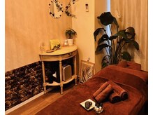 サロン ルポ(salon repos)の雰囲気（オシャレなアンティーク調サロンで極上のひと時を♪）
