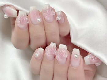 クラルトゥーナ 表参道(Curaltuna)/チークネイル