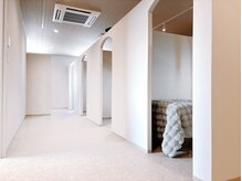 フィロスカ(FiLOSKa)の雰囲気（FiLOSKa【フィロスカ】の2階です♪）