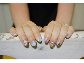 ラブブルカ テンモンカン(Lovebrka tenmonkan)/リゾートブライダルネイル♪