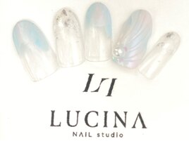 Y -840 ぷっくりシェルネイル