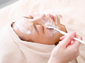 愛維美の写真/【大阪心斎橋で話題の最新ララピールが受けられる★】美白効果・くすみ改善！全顔ララピール初回¥9600!